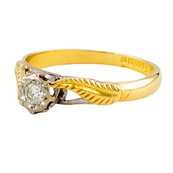 18ct gold Vintage Diamond Ring size J